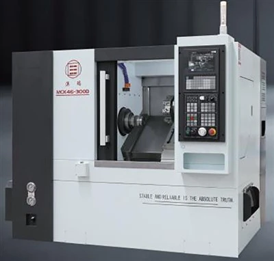 Tour CNC à banc incliné-(semi-fermé)
